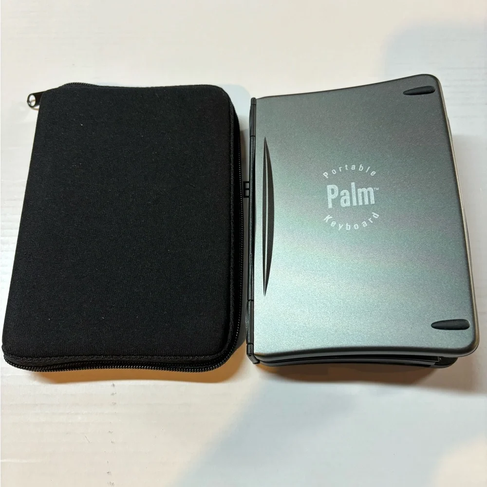 “PALM” Portable Keyboard - 3C10439